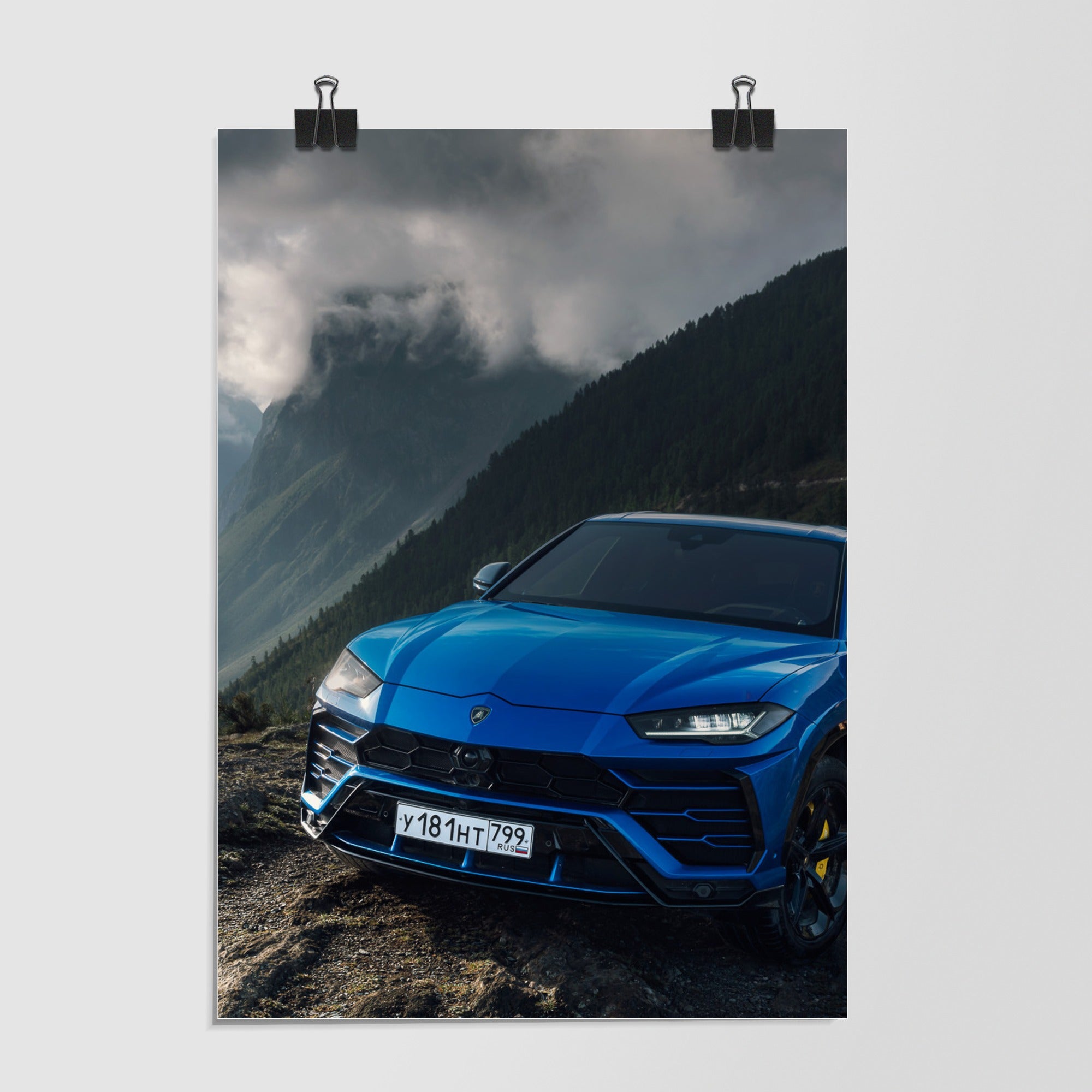 Lamborghini Urus Black Dramatic Lighting by Decalz