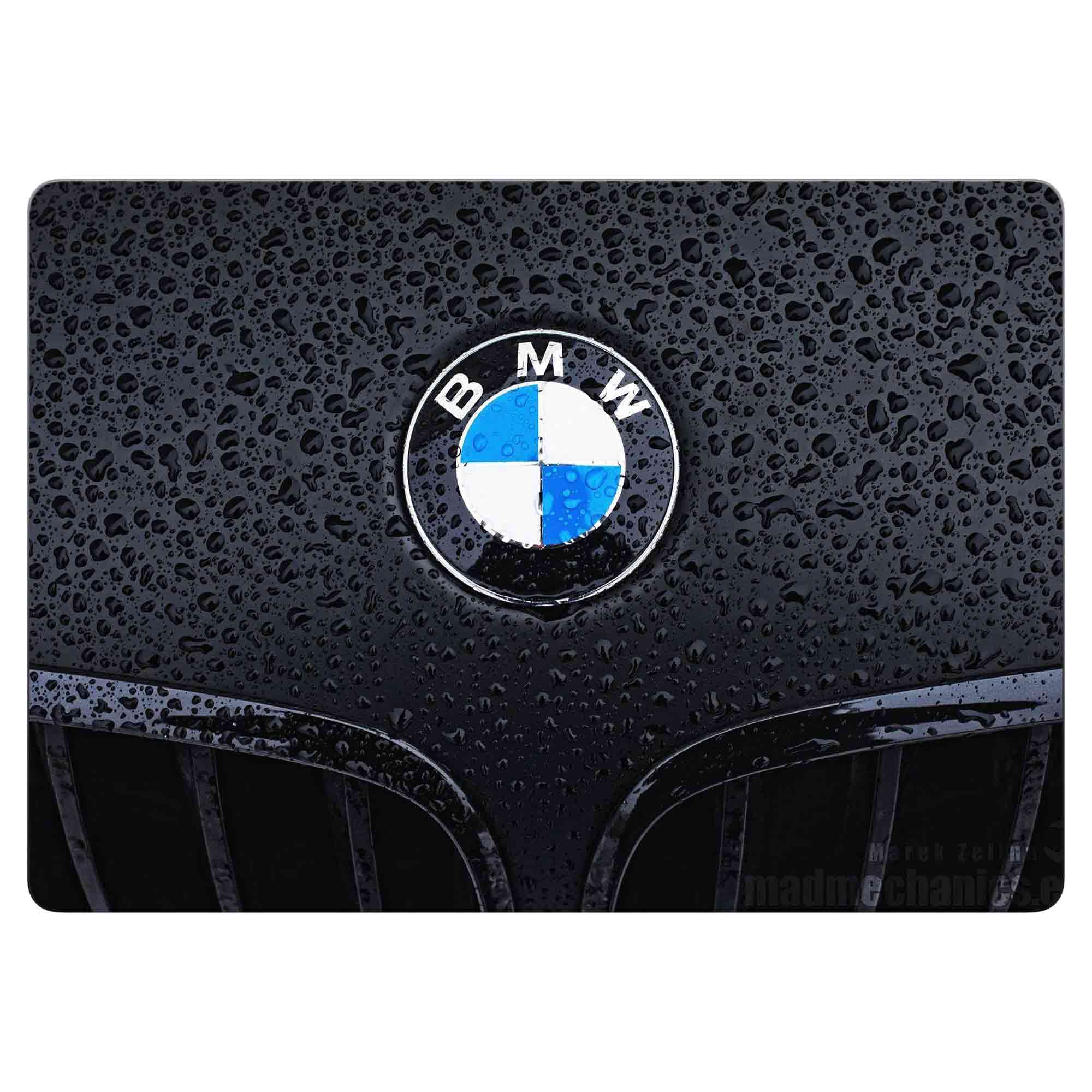 MacBook Pro 13 M2 2022 Skins & Wraps