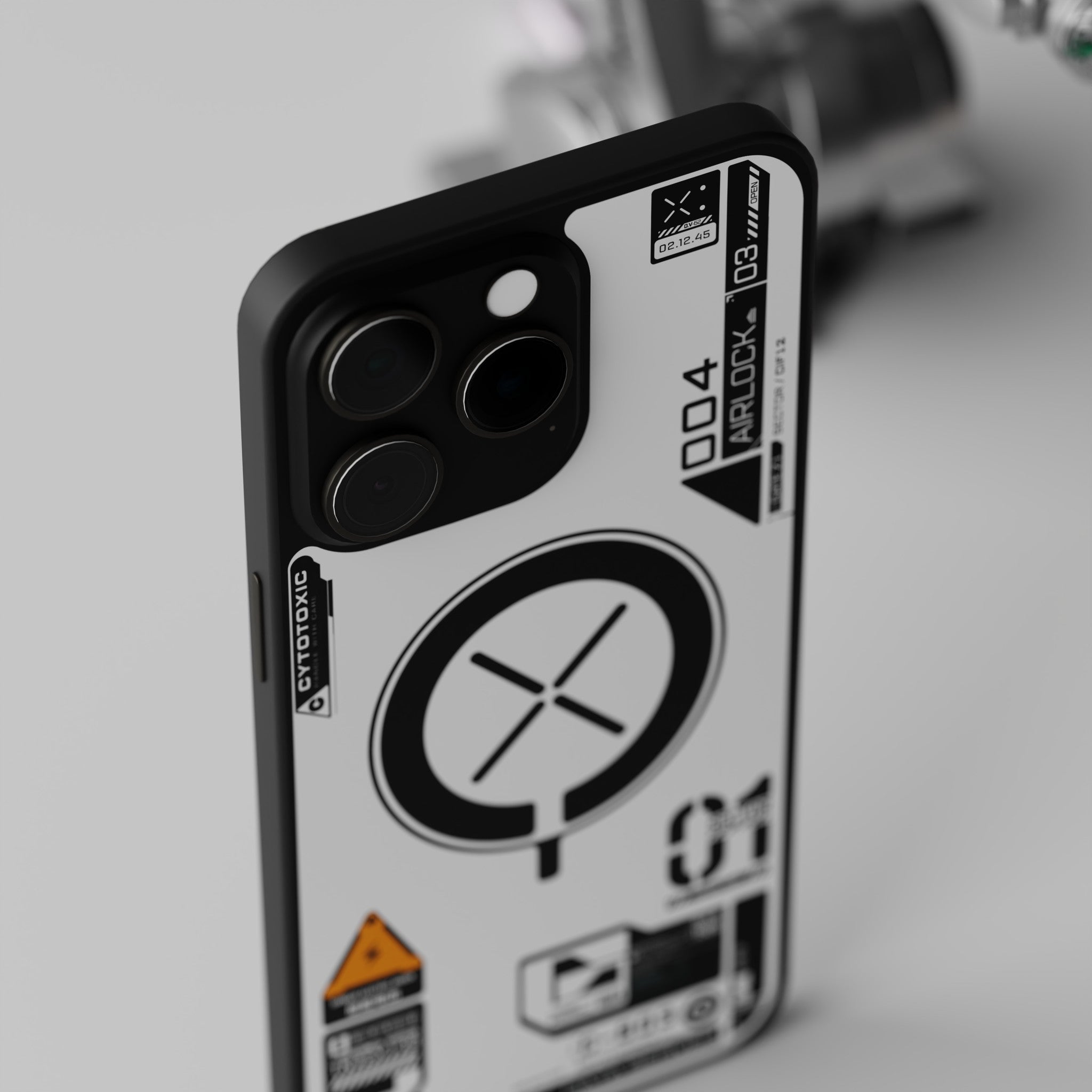 Airlock C-803 mobile skin by Decalz - camera cutout detail