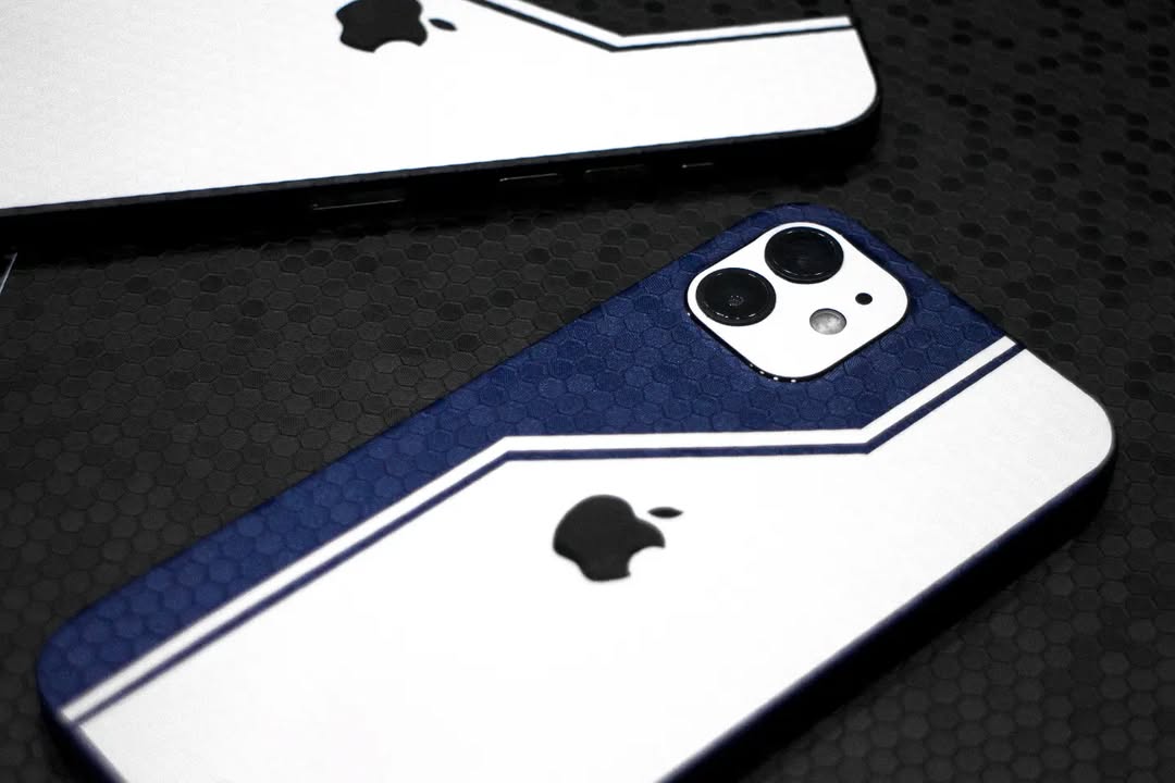 How Do We Ensure High-Quality Printing for Mobile Skins?